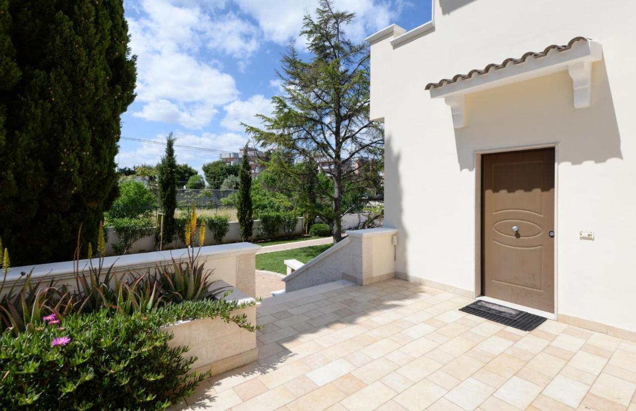 Casa Agapantus Con Piscina Da Giugno Apartment Bari Exterior foto